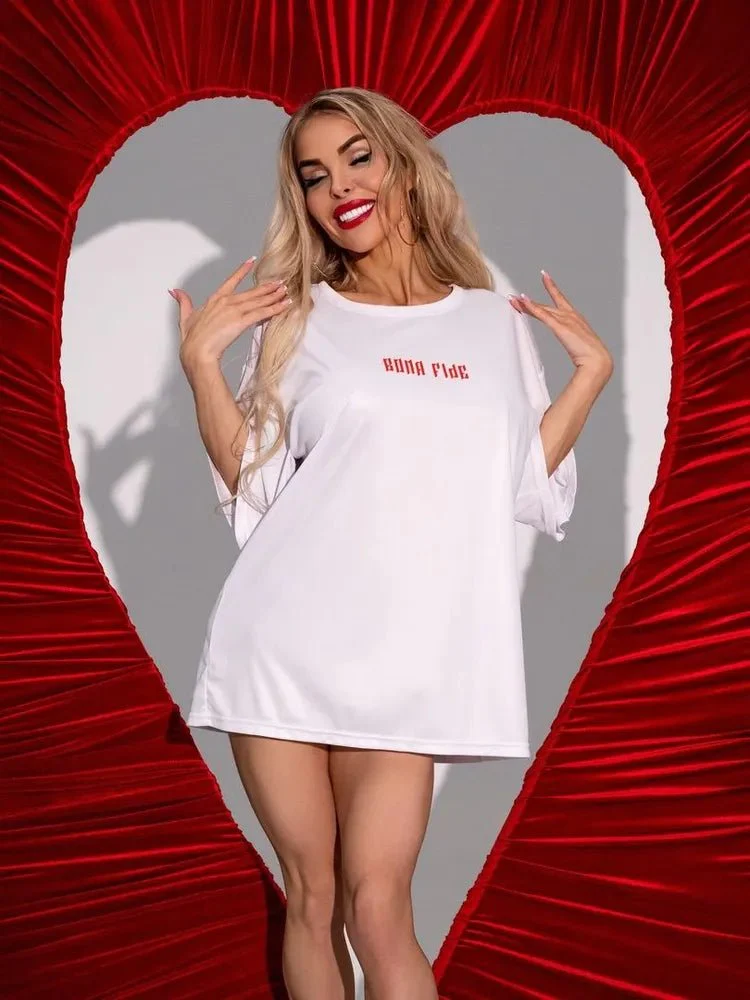 Oversize T-shirt Queen of Love - One size - Image 8